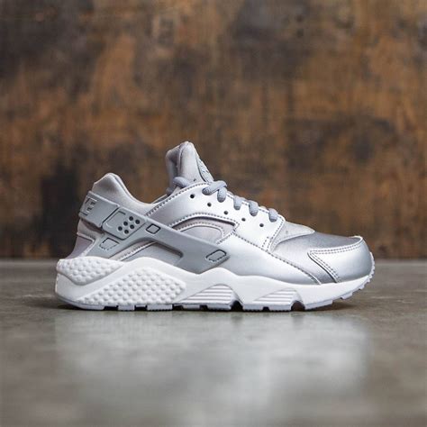 nike air huarache silber gold|Nike Huarache boots.